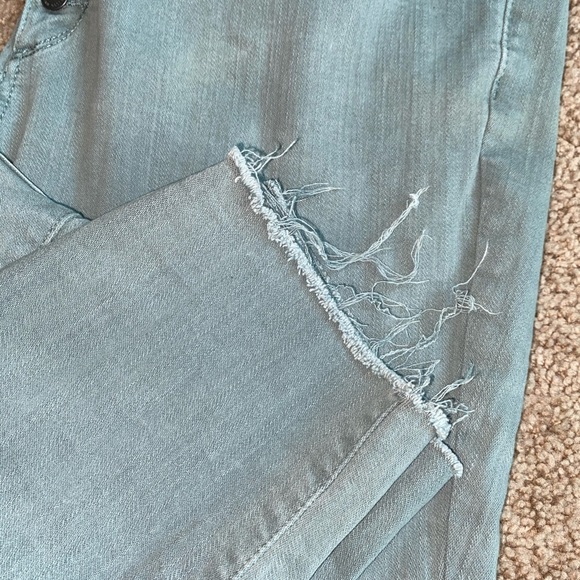 Universal Thread High Rise Cropped Jeans - Picture 5 of 10